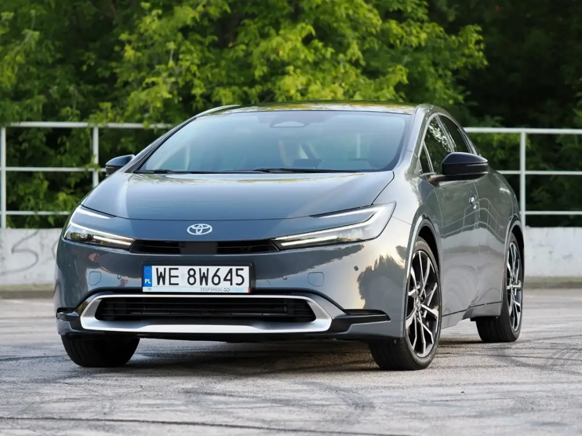 Ile pali Toyota Prius hybryda? Zaskakujące wyniki spalania!