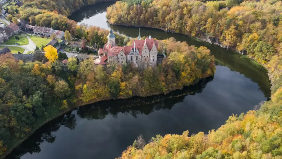 Jezioro Leśniańskie: idealne miejsce na relaks i przygody na wodzie