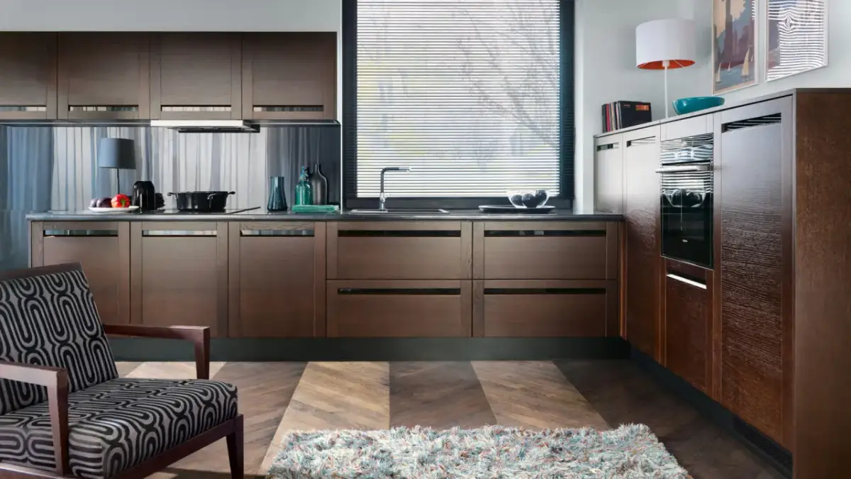 Jak zabudować okno w kuchni, by maksymalnie wykorzystać przestrzeń