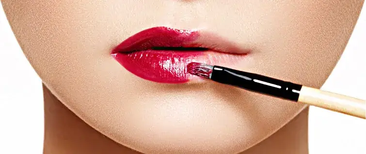 Jak dobrać czerwoną szminkę, aby podkreślić swój typ urody?
