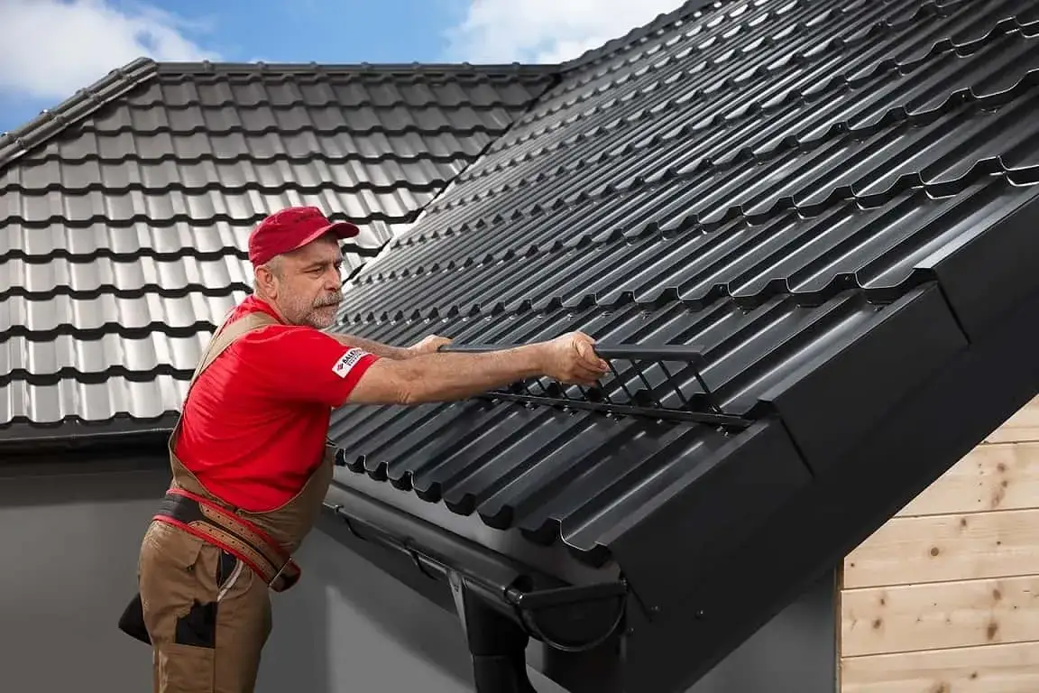 Blacha jak dachówka – trwałość, estetyka i oszczędności w budownictwie