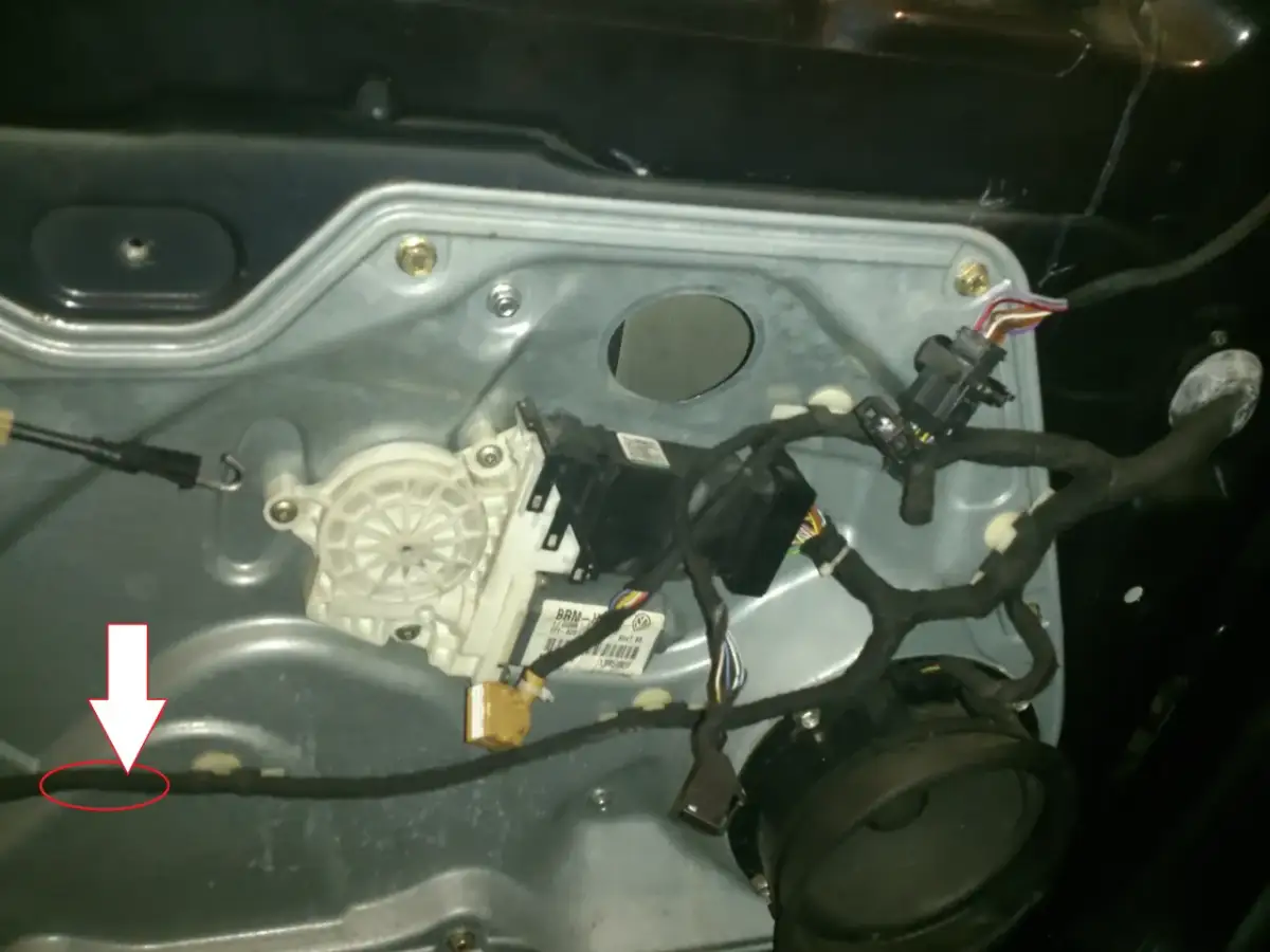 Gdzie jest sterownik centralnego zamka Seat Alhambra? Oto odpowiedź!