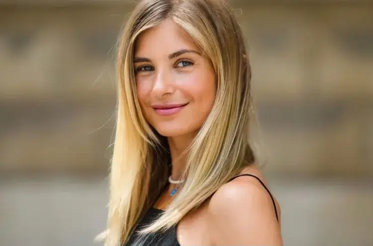 Fryzury, które idealnie pasują do owalnej twarzy i podkreślają urodę