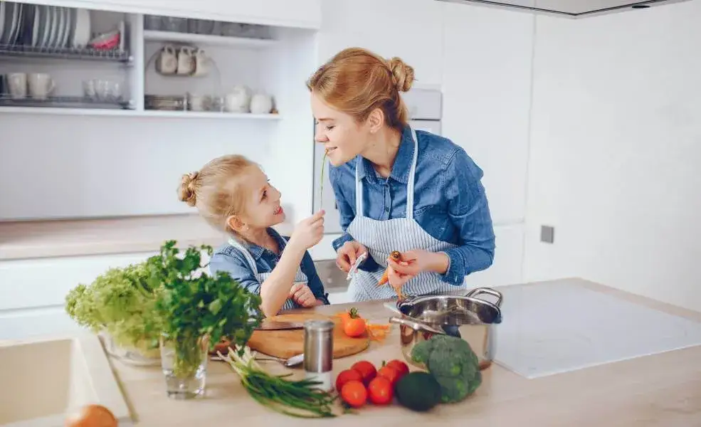 Jak stymulować rozwój mózgu dziecka poprzez zabawę i zmysły