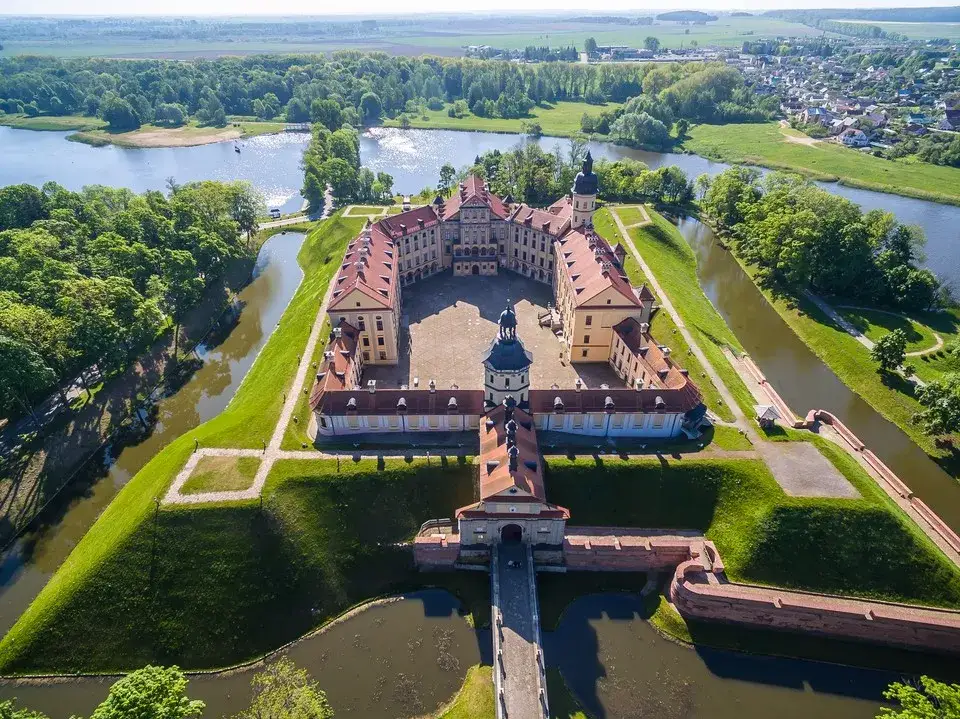 Białoruś co można przewieźć: uniknij problemów z cłem i opłatami