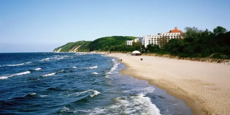 Gdzie wybrać się nad morze – najlepsze miejsca i porady na udany wypoczynek