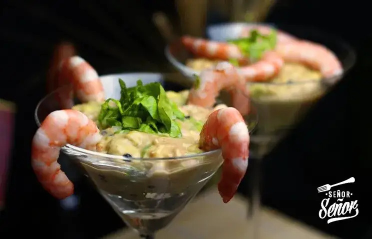 Cómo se prepara un cóctel de gambas fácil y delicioso en casa