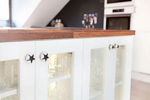 Szklane Drzwiczki DIY: Jak Zrobić Samodzielnie? Poradnik