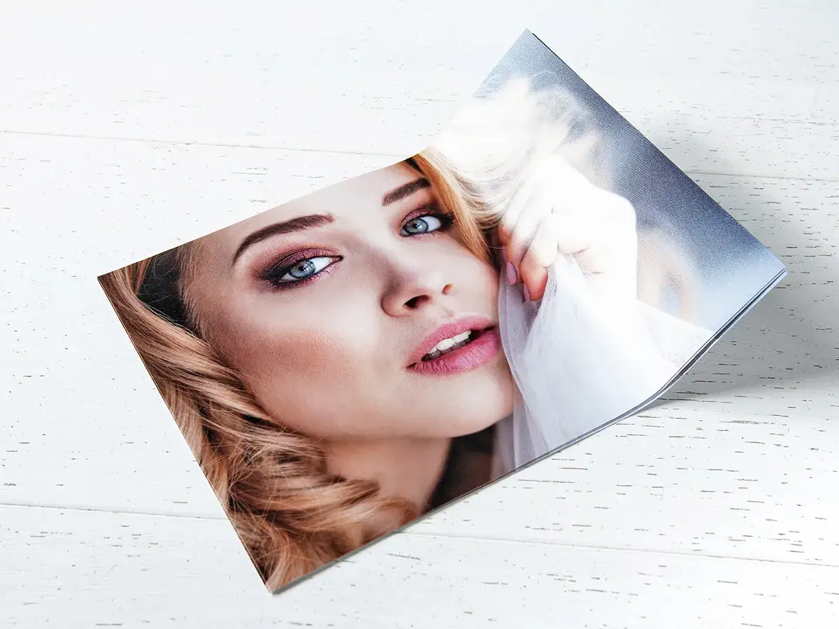 Odbitki zdjęć: Jak wybrać najlepszy fotolab? Poradnik eksperta