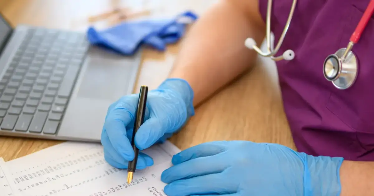 Rehabilitacja prywatnie: Skierowanie? Nie zawsze! Sprawdź dlaczego