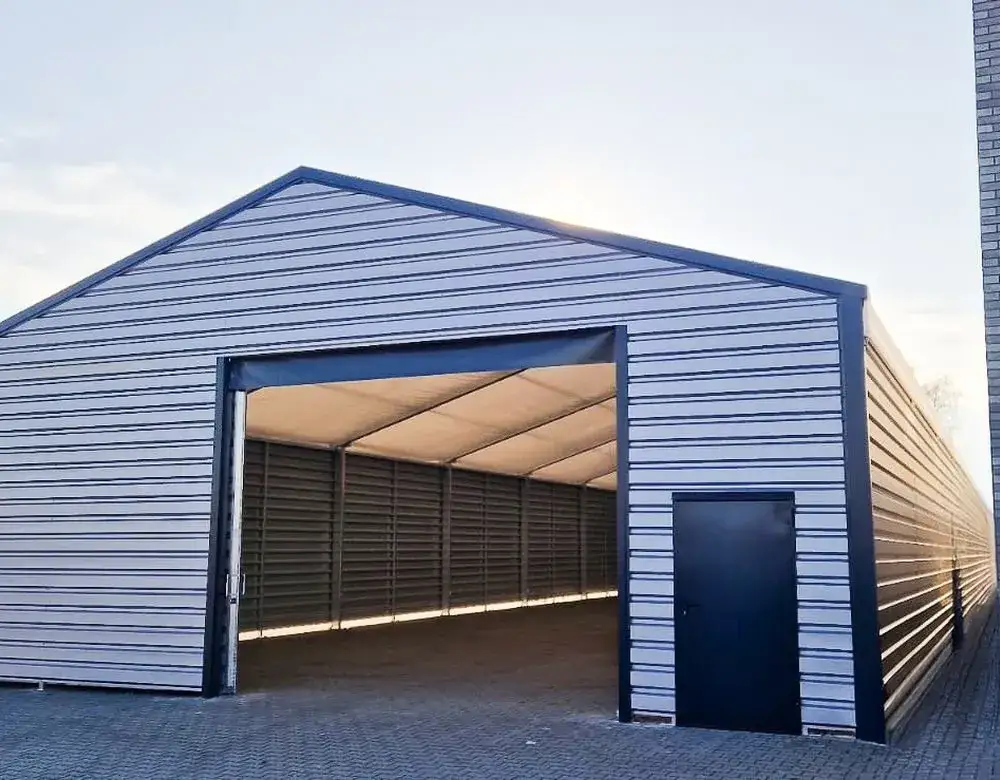 Czy hala namiotowa jest budynkiem? Sprawdź, co mówi prawo budowlane