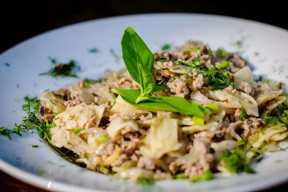 Co zrobić z ugotowanej kapusty? Kreatywne przepisy zero waste