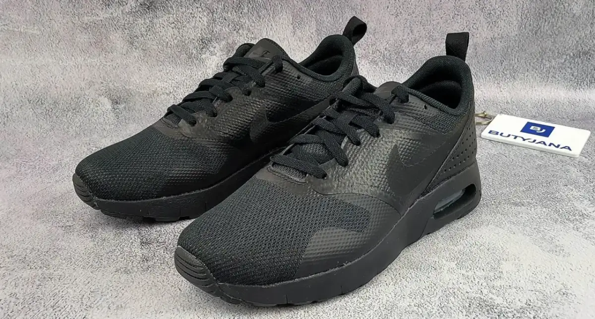 Podróbka Nike? Rozpoznaj oryginalną bluzę po 9 kluczowych cechach.