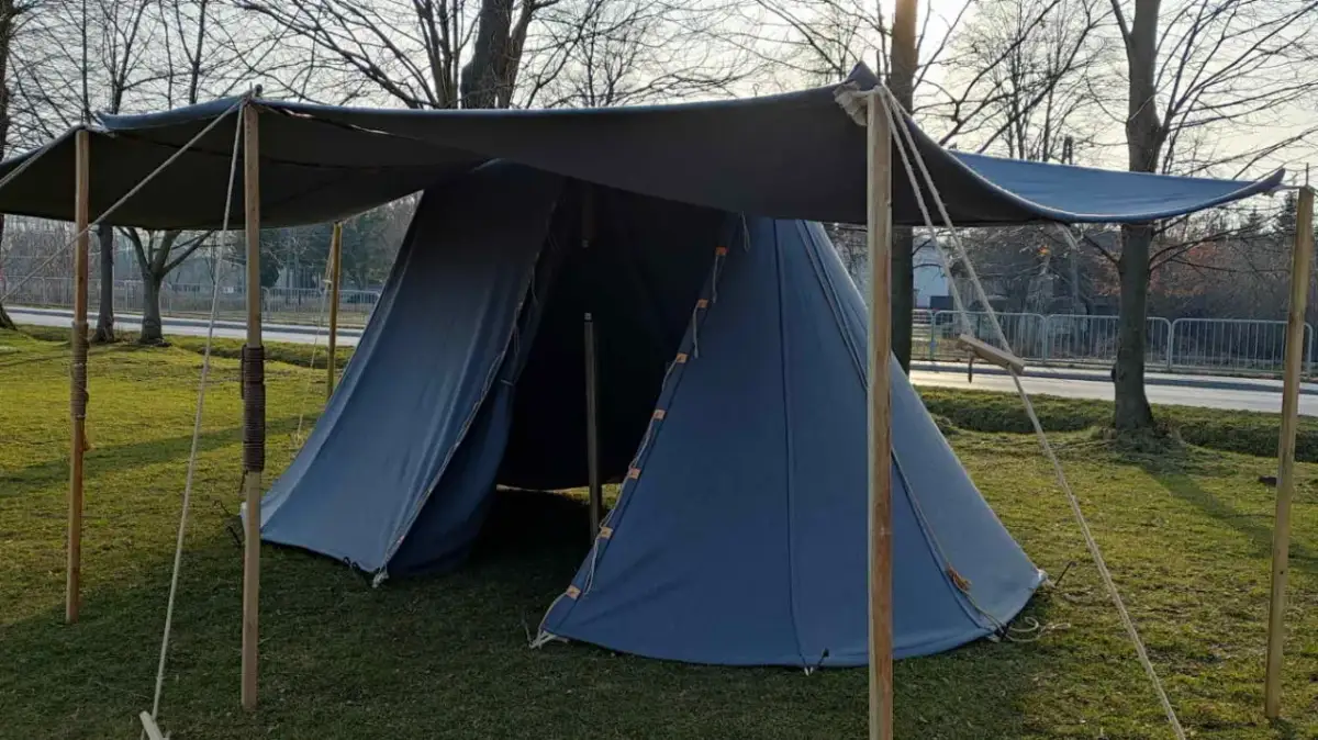 Kto wynalazł namiot? Odkryj fascynującą historię jego powstania