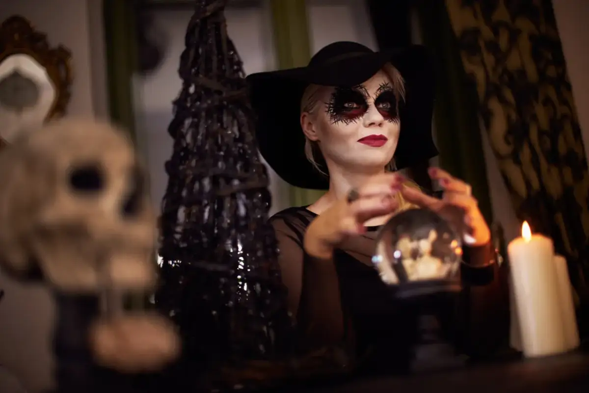 Jak zrobić strój czarownicy dla dorosłych - proste i kreatywne pomysły