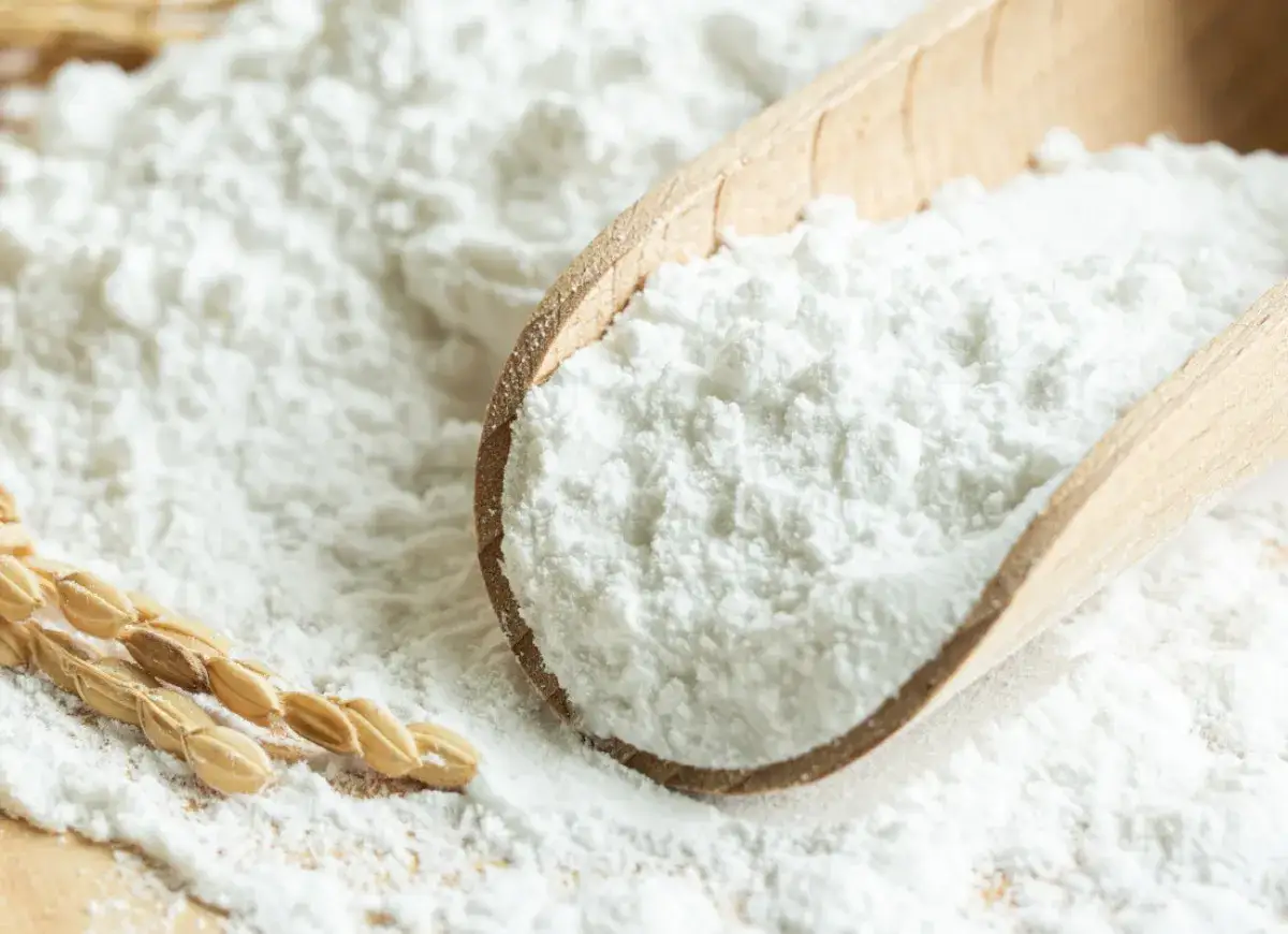 Mąka ryżowa: suche ciasto? Jak piec wilgotne i puszyste!