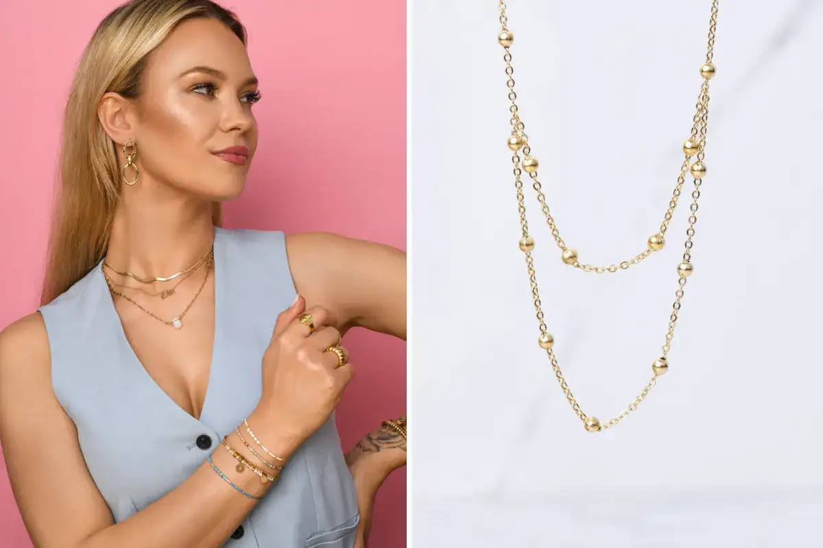 Dekolt V i naszyjnik: Jak dobrać idealną biżuterię? Poradnik