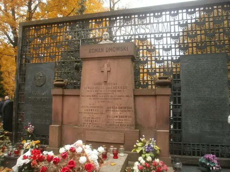 Jak znaleźć zmarłego na cmentarzu bródnowskim bez zbędnych trudności