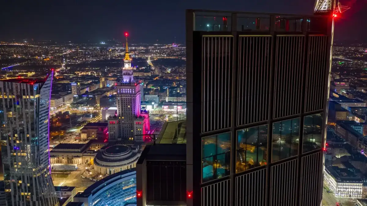 Ile pięter ma najwyższy budynek w Polsce? Zaskakujące fakty o Varso Tower
