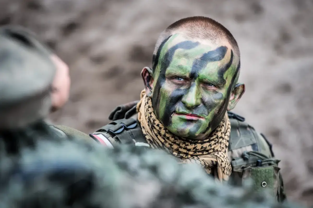 Dlaczego chcesz iść do wojska? Odkryj swoje motywacje i cele