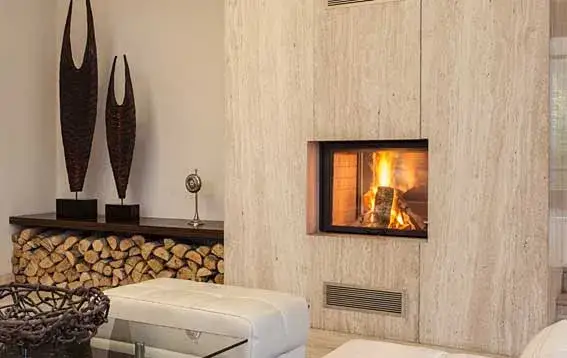 Jaka szyba do kominka? Odkryj najlepsze opcje dla bezpieczeństwa i trwałości