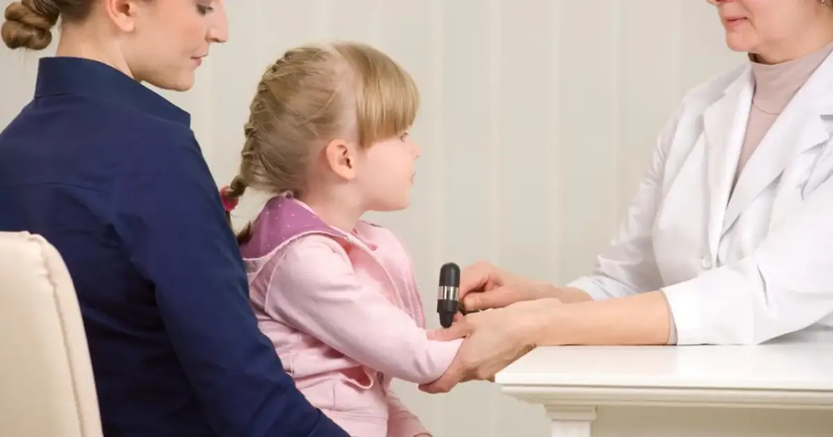Neurolog co bada? Odkryj, co ocenia podczas wizyty i badań