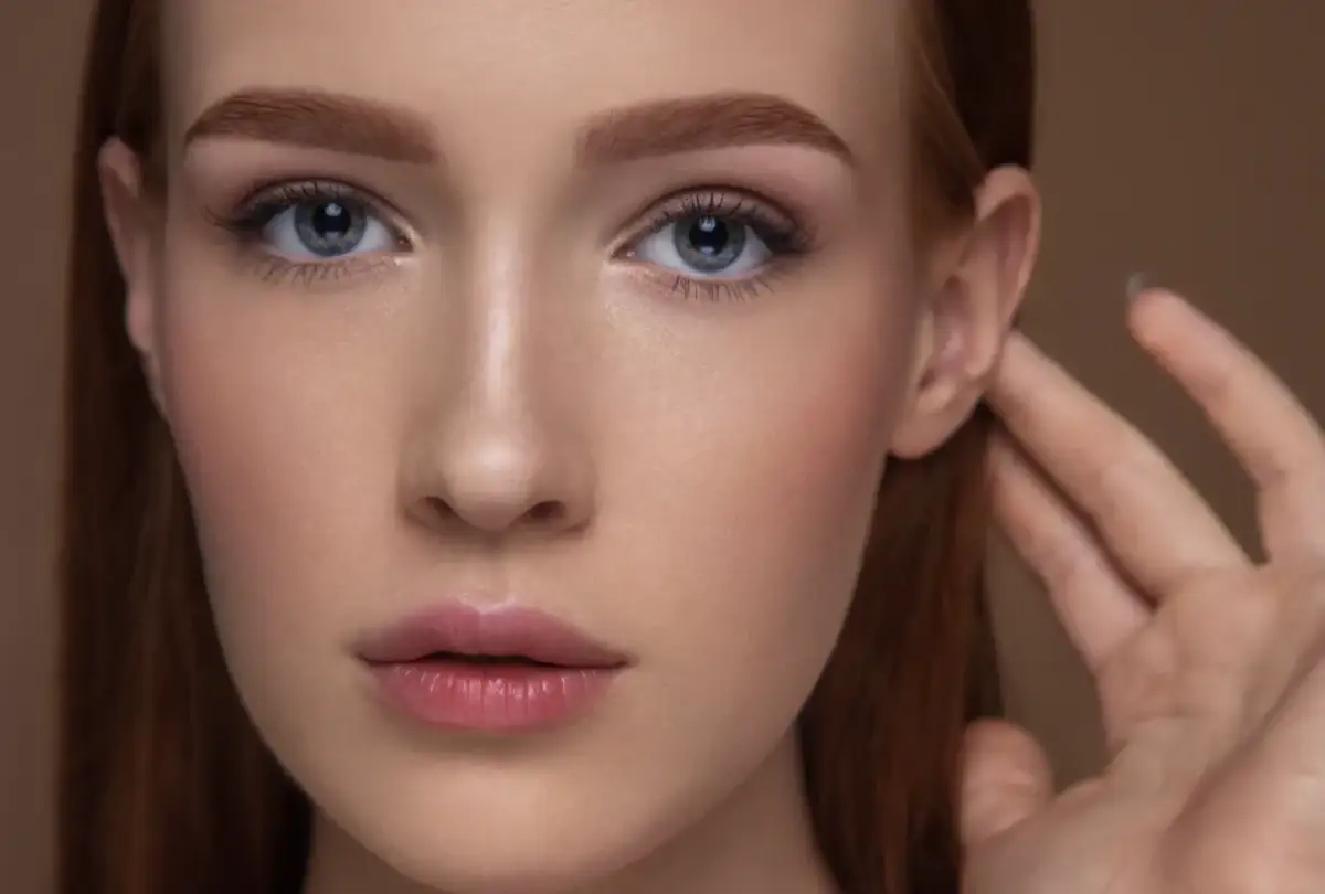 Czy farby do brwi są lepsze od hennowania? Która metoda daje trwalszy efekt?