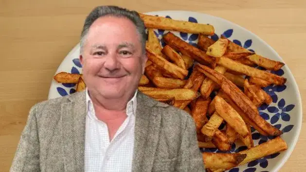 Sekret chrupiących frytek: Idealna temperatura smażenia i triki mistrzów