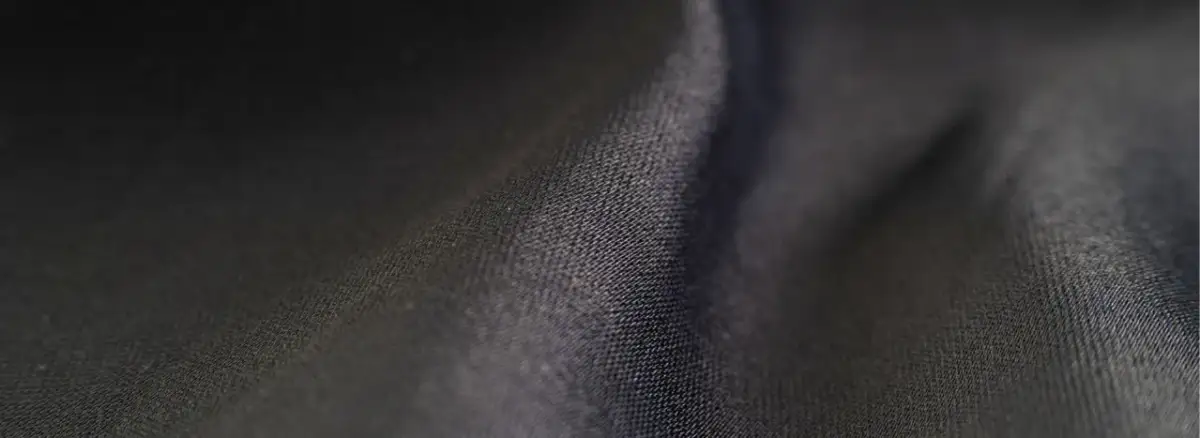 Czy akryl się rozciąga? Fakty, które musisz znać o jego elastyczności