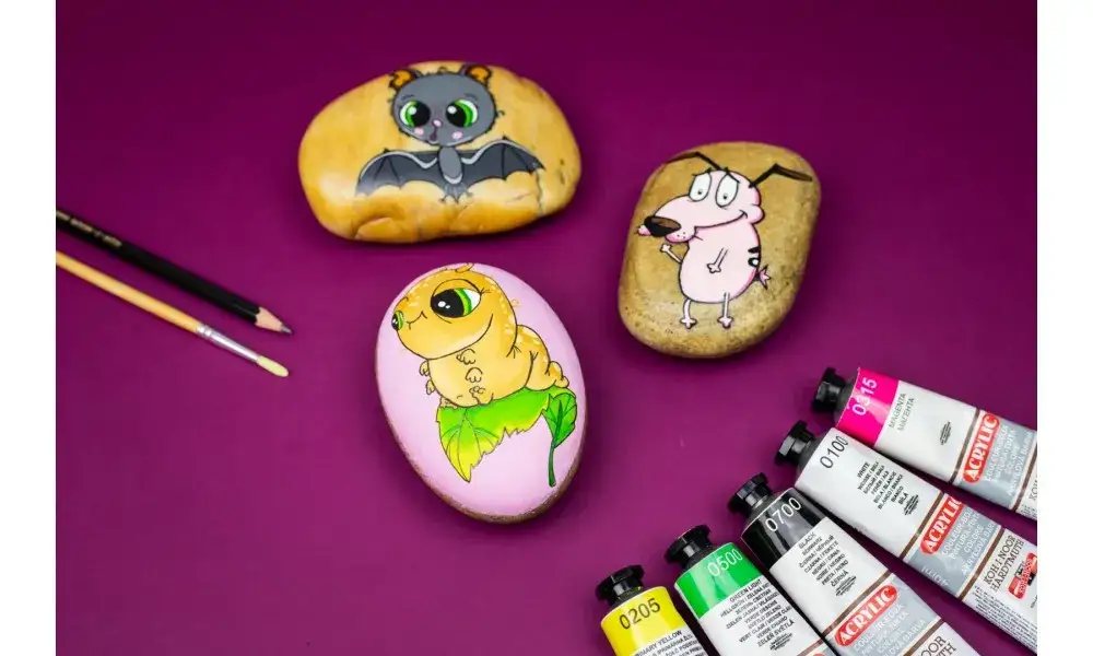 Czym się maluje kamyczki? Najlepsze farby i techniki dekoracji