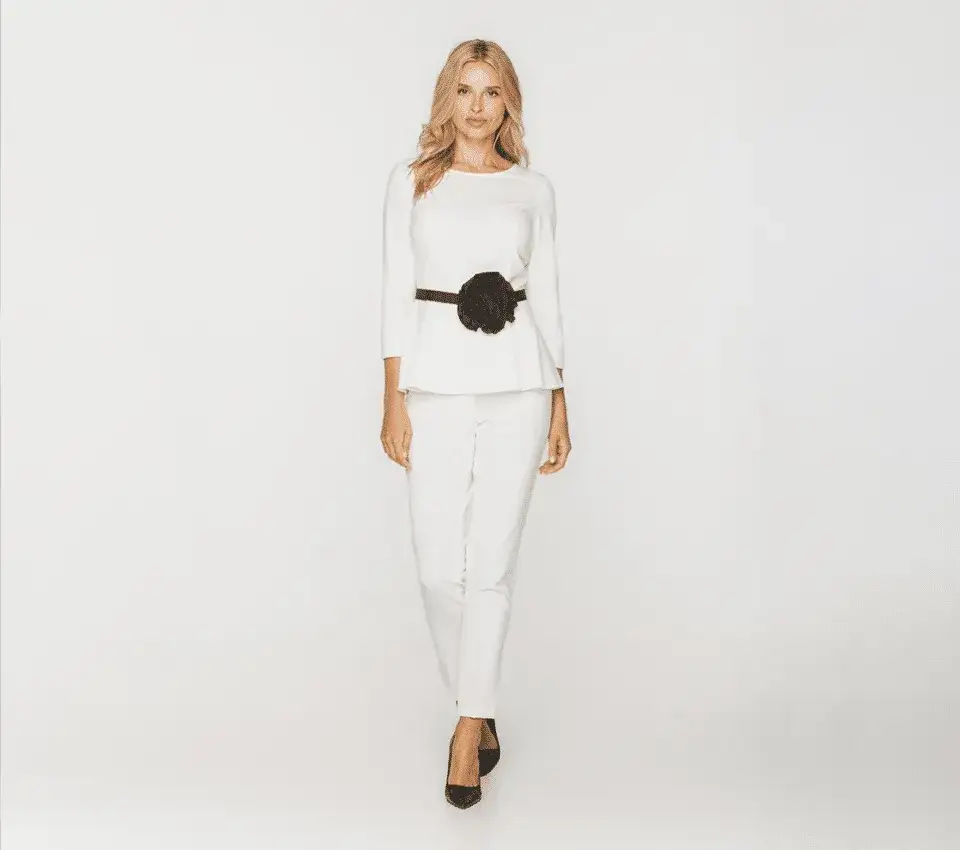 Białe spodnie: stylizacje na każdą okazję i porę roku