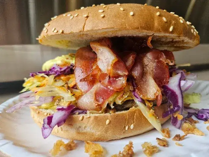 Gdzie zjeść w Sosnowcu? Odkryj najlepsze lokale i smaki w mieście