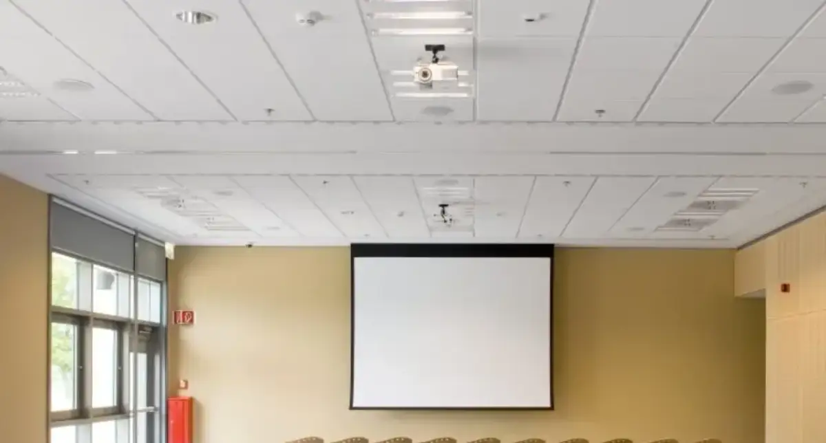 Dlaczego doradztwo i projektowanie sufitów to klucz do sukcesu inwestycji?