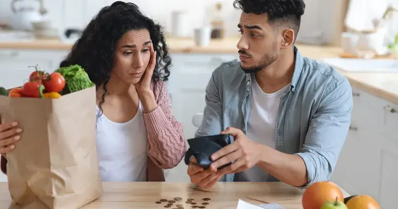 Czy komornik może zająć pożyczkę? Poznaj swoje prawa i ochronę