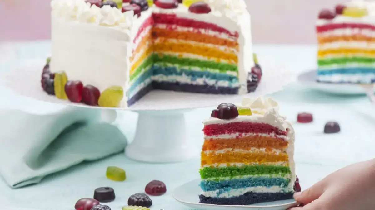 Torty jak dawniej: Odtwórz smak dzieciństwa! Przepisy na klasyki