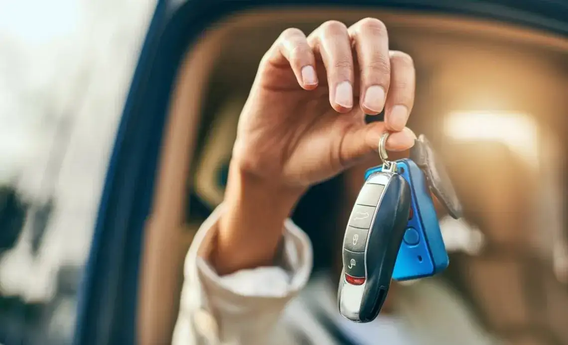 Dorobienie kluczyka: Ile kosztuje i jak zaoszczędzić?