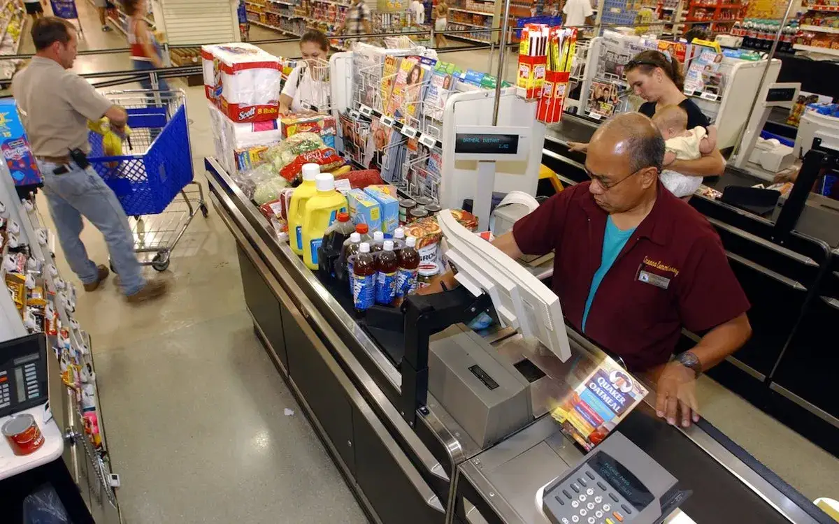 Kto wynalazł kod kreskowy? Niezwykła historia jego powstania