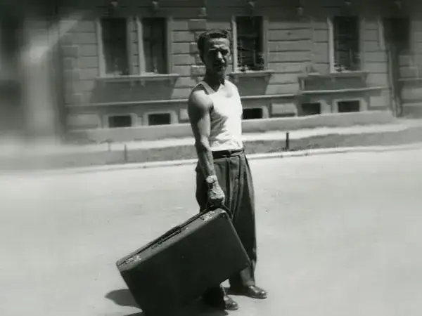 Walizka na kółkach kiedy wynaleziono? Oto zaskakująca historia!