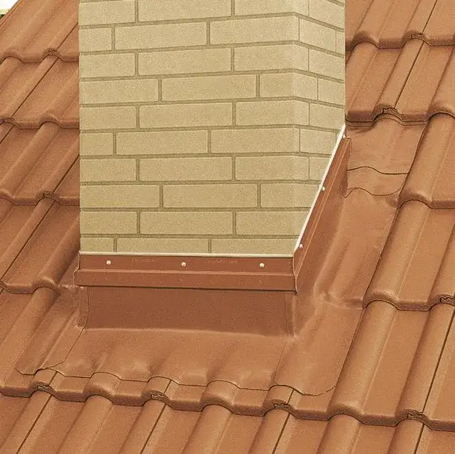 Co zrobić gdy komin przecieka? Sprawdź przyczyny i skuteczne naprawy