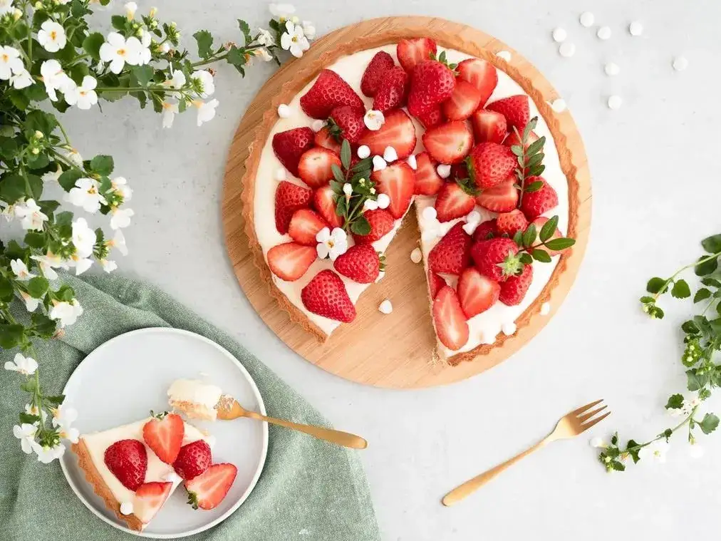 Przepisy Joli: Najlepsze ciasta z truskawkami, które zachwycą każdego