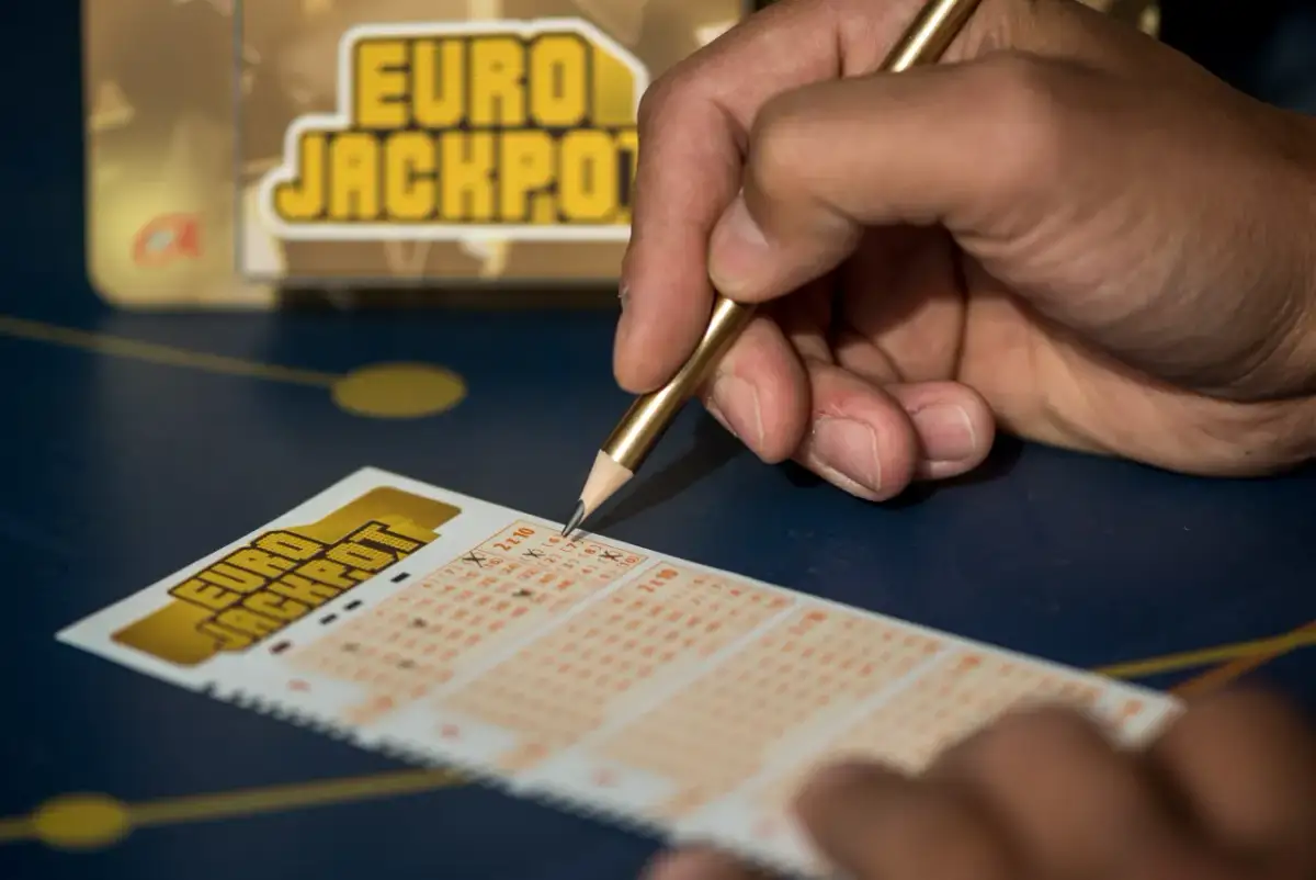 Kto wygrał w Eurojackpot? Zaskakujące wyniki i nagrody w losowaniu