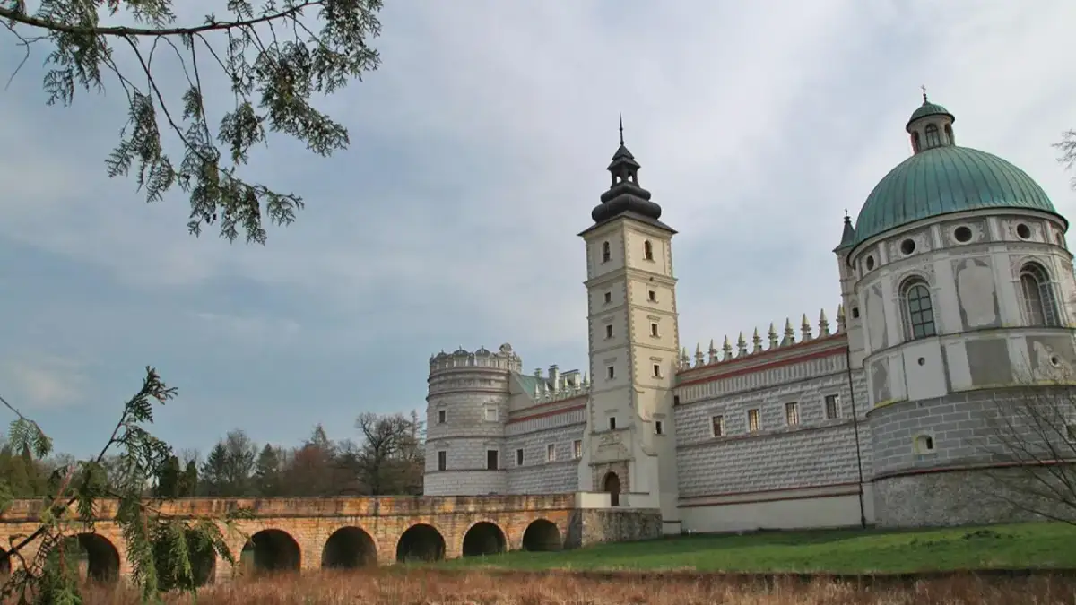 Krasiczyn atrakcje: odkryj ukryte skarby historyczne i kulturowe