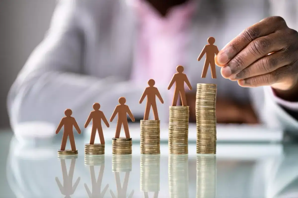 Ile można zarobić w Castoramie? Sprawdź pensje w różnych stanowiskach