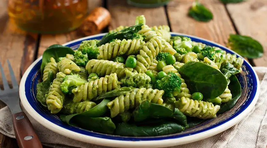 Salade de pâtes : Recettes faciles, astuces et secrets pour la réussir