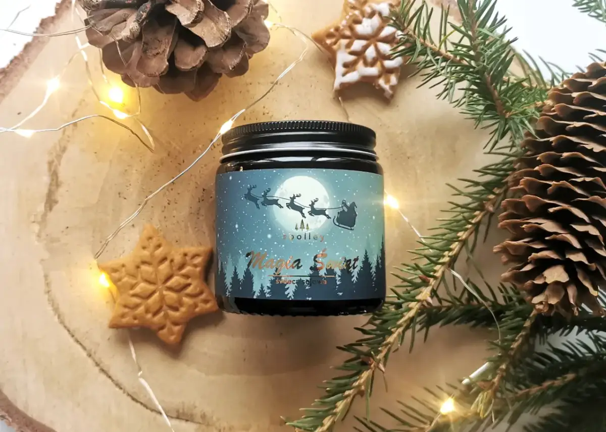 Świeczka o zapachu świąt – stwórz magiczną atmosferę Bożego Narodzenia