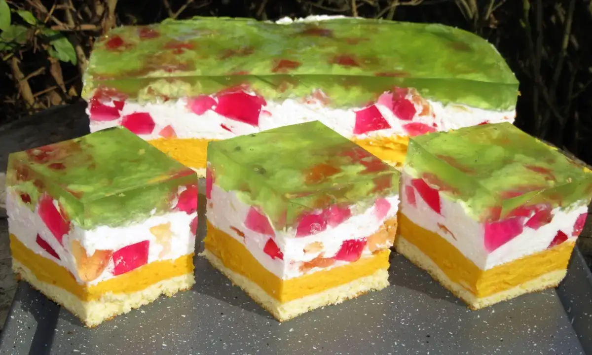 Pyszne ciasto rumba – sprawdzone przepisy na różne warianty