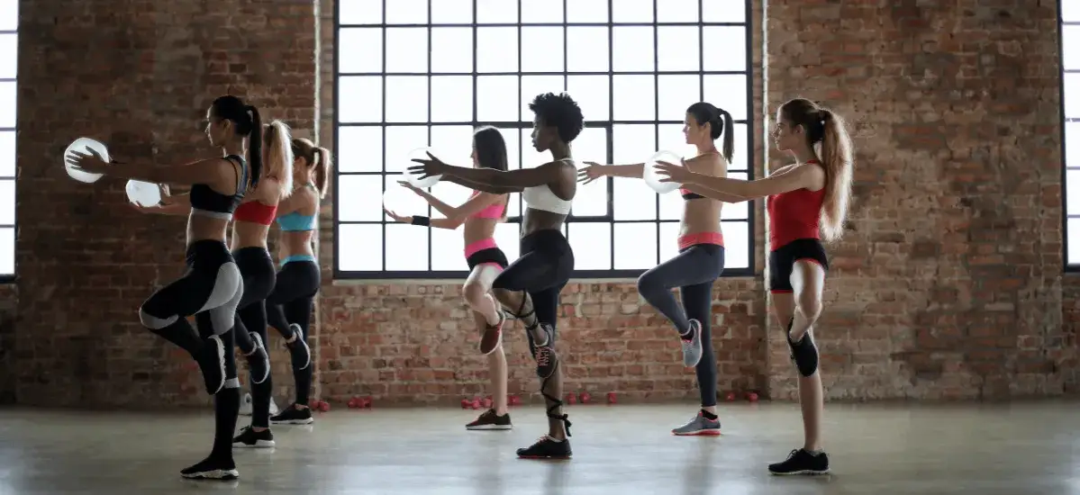 Ćwiczyć z kaszlem? Kiedy możesz, a kiedy musisz odpuścić?