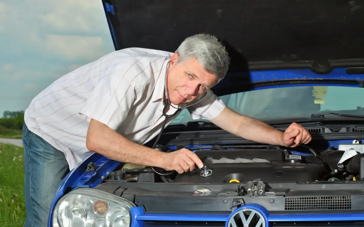 Falujące obroty? Diagnoza i naprawa uszkodzonego silnika krokowego