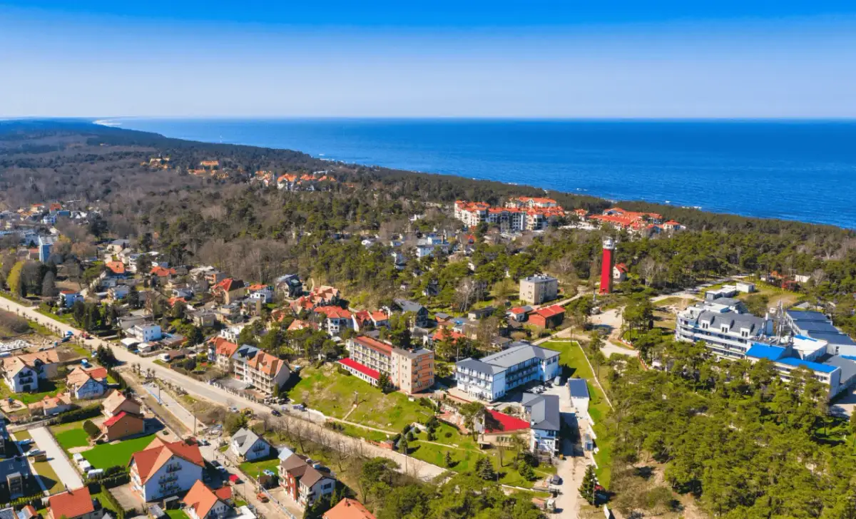 Krynica Morska: Odkryj najlepsze atrakcje i zaplanuj urlop!