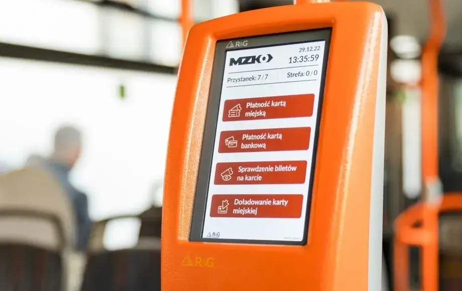 Jak doładować kartę miejską Ostrowiec Świętokrzyski – proste sposoby